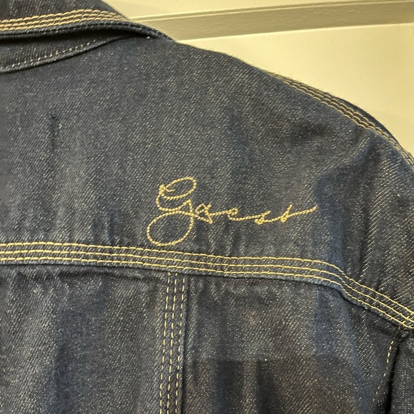 GUESS Denim Shacket - Picture 3 of 5